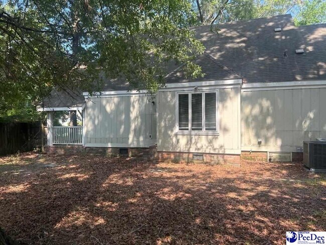 Building Photo - 462 Bellingham Ct