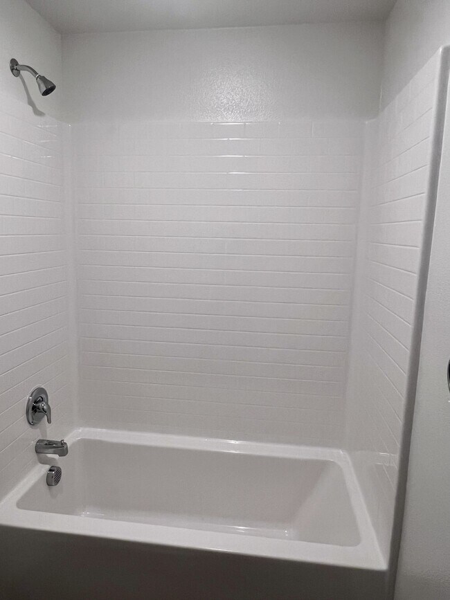 Building Photo - 30284 Truckee Cir