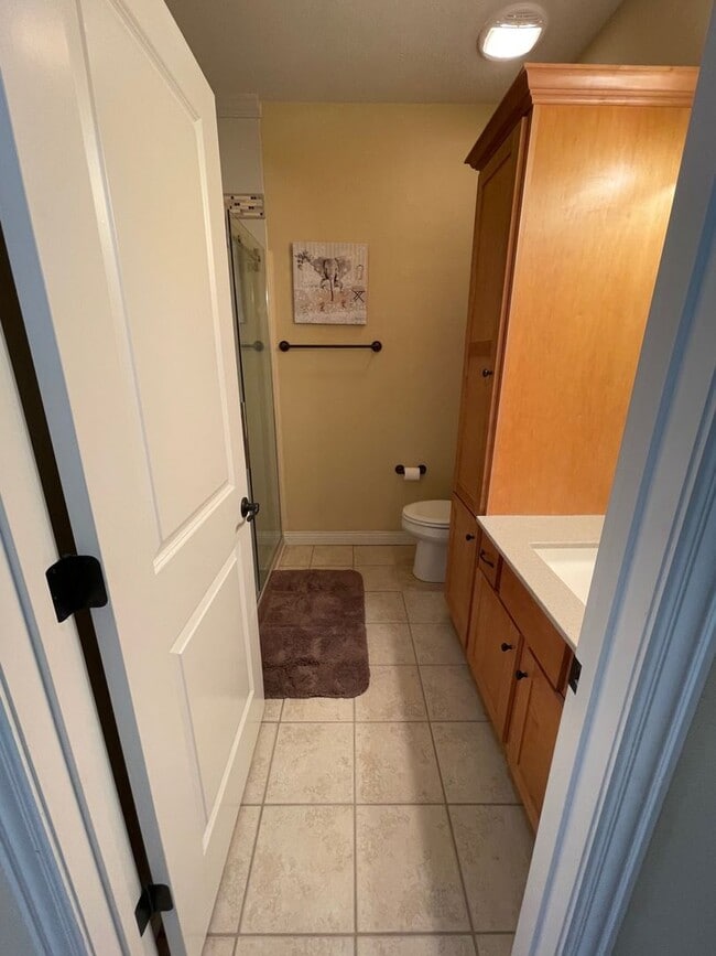 Building Photo - Fully-Furnished 3 Bedroom Condo in Smithton Crossing - Perfect for Traveling Professionals!
