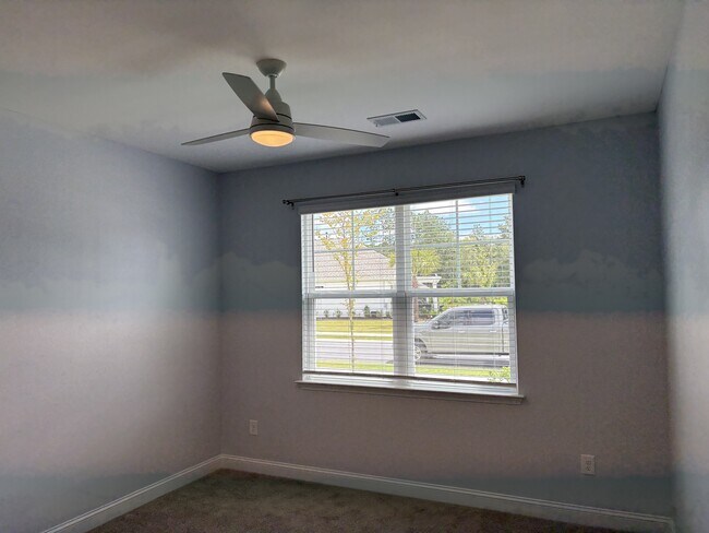 Building Photo - 1519 Wood Stork Dr