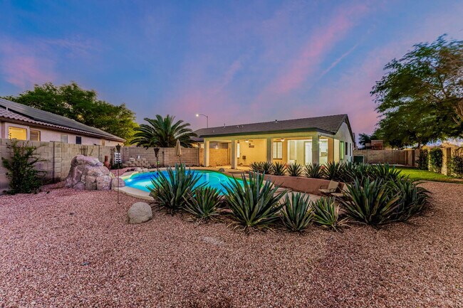 Building Photo - 20944 N 94th Ln