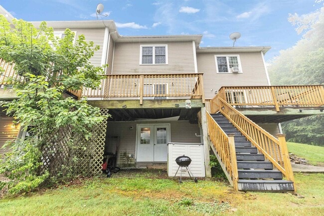 Building Photo - 177 Stowell Rd
