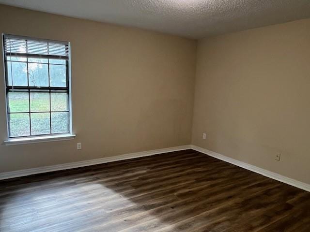 Building Photo - 5063 Camelot Dr W