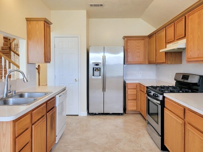 Building Photo - 14938 Brightbrook Dr