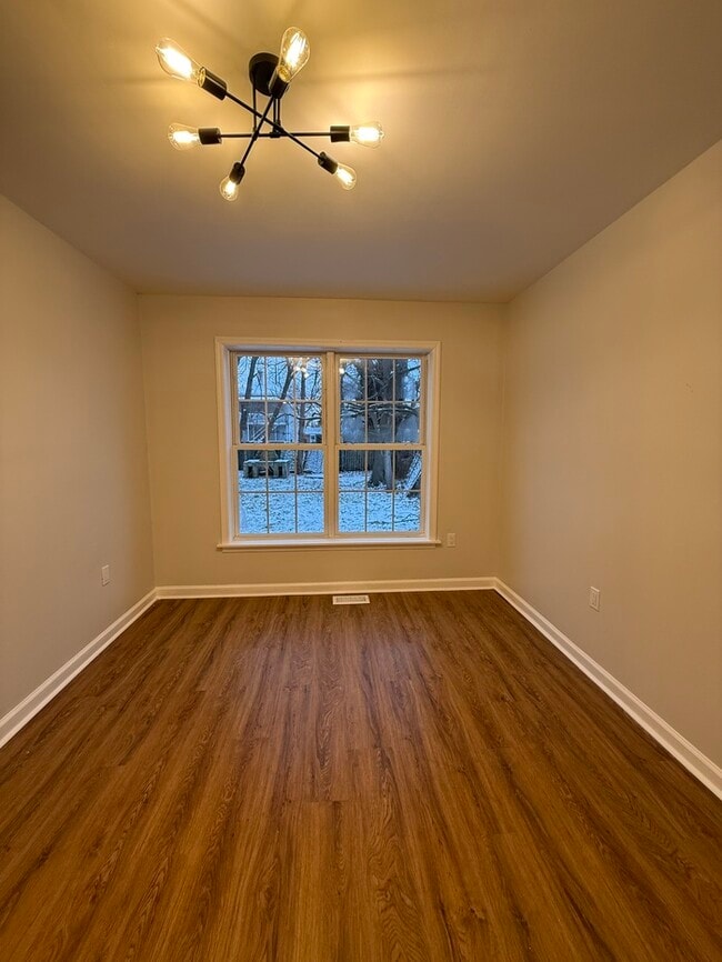 Building Photo - 328 Myrtle Ave