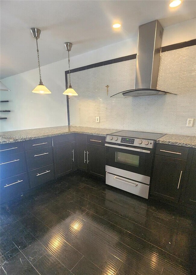 Building Photo - 3811 NW 84th Ave