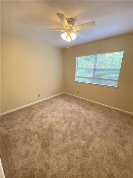 Building Photo - 186 Cairnburgh Rd