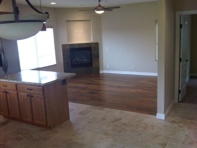 Building Photo - 4054 1st Ave