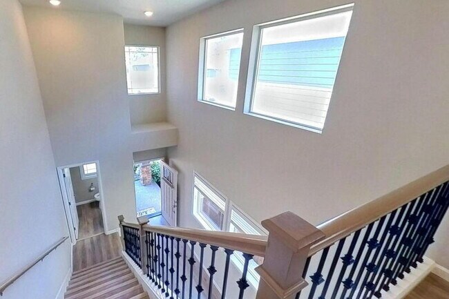 Building Photo - 13741 SE 184th Pl