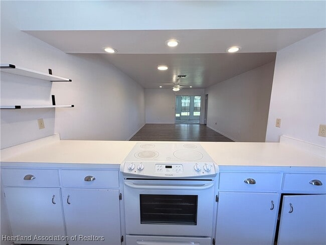 Building Photo - 4802 Granada Blvd