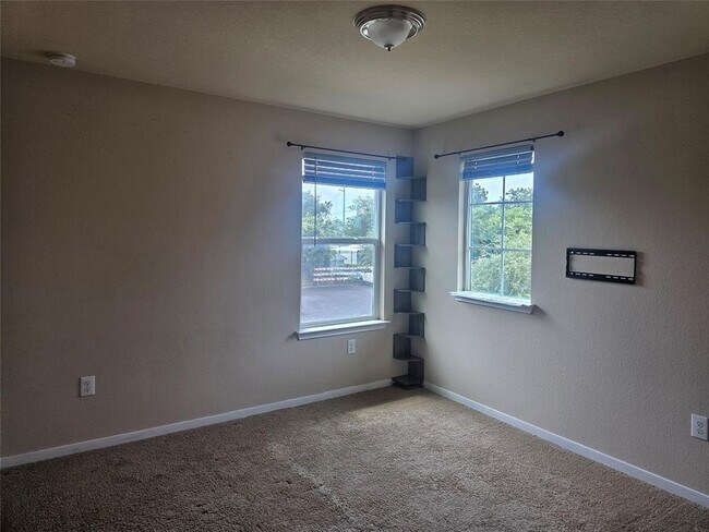 Building Photo - 3112 Armidale Dr