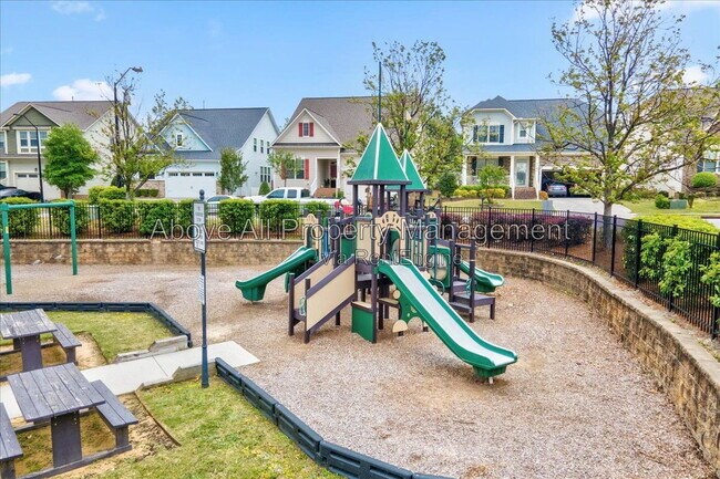 Building Photo - 4408 Walker Hallow St