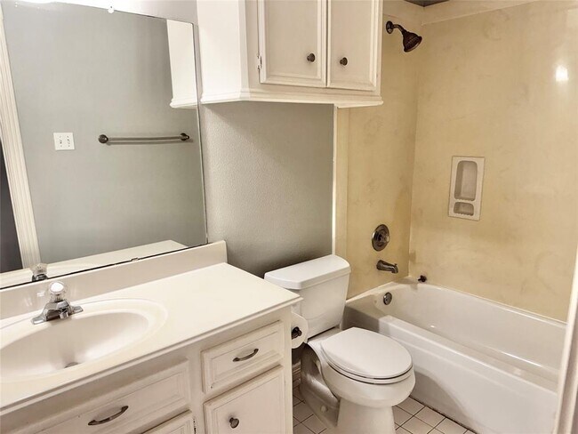 Building Photo - 14227 Championship Ln