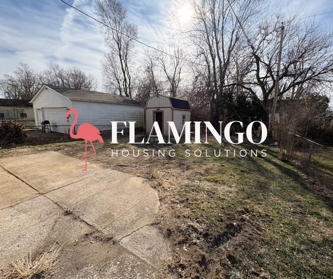 Building Photo - 108 Macready Ave