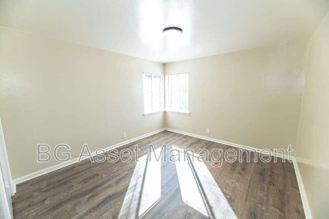 Building Photo - 156 Marina Way