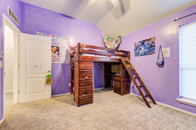 Building Photo - 3804 Lorings Rd