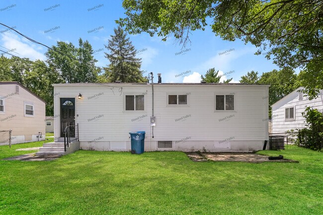 Building Photo - 1149 Scott Ave