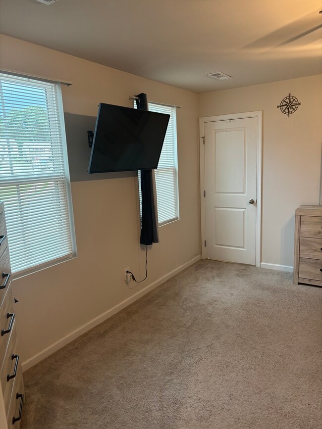 Building Photo - 4159 S Downs Cir