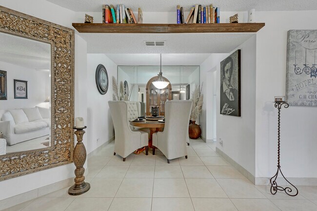 Building Photo - 3755 Via Poinciana