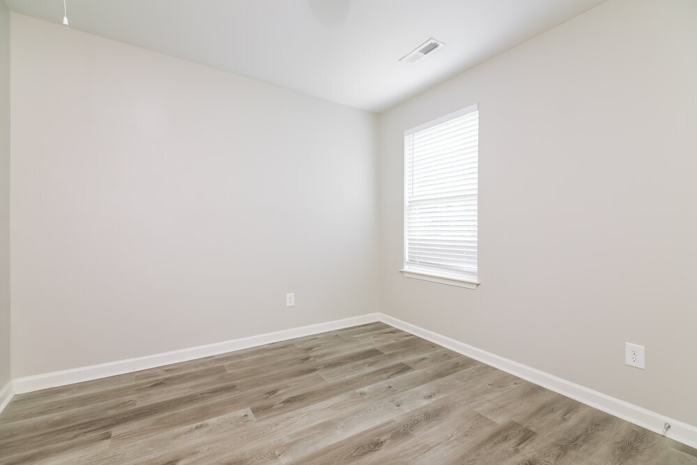 Building Photo - 417 Randolph Dr