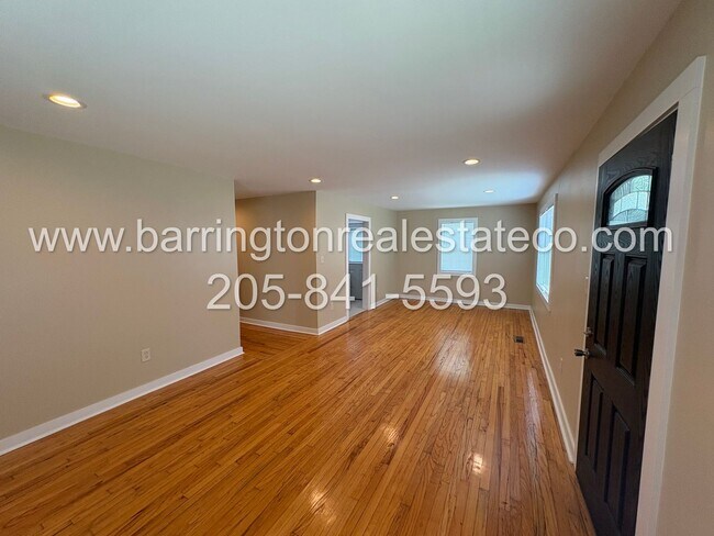 Building Photo - 1733 28th St N