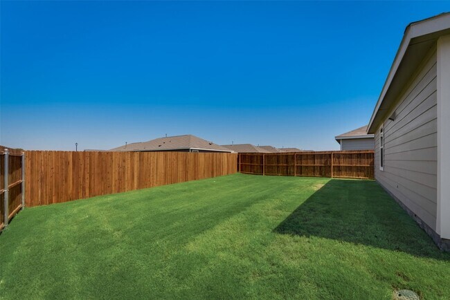 Building Photo - 6112 Determine Ln