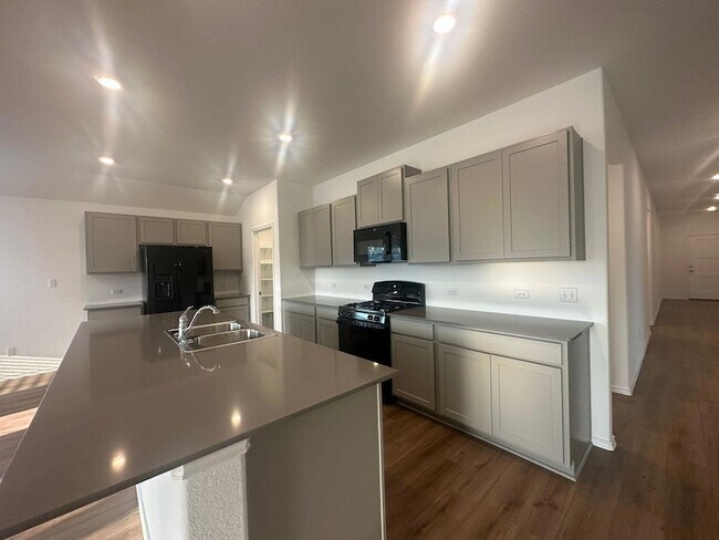 Building Photo - 167 Jeffers