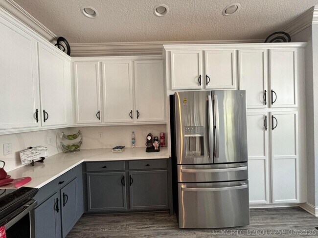 Building Photo - 8219 Calabria Lakes Drive