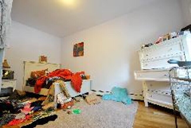 Building Photo - Renovated Brookline 3 Bed/2 Bath Duplex in Washington Square on Addington Rd.  Sept 1st, NO FEE