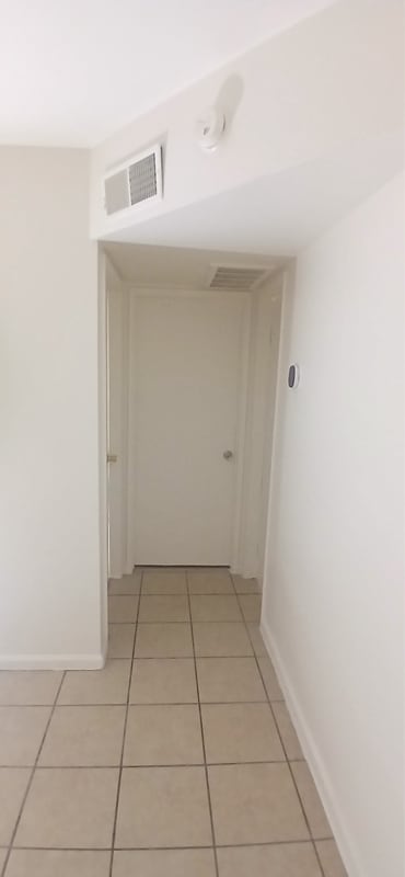 Building Photo - 2022 Castleberry Ln