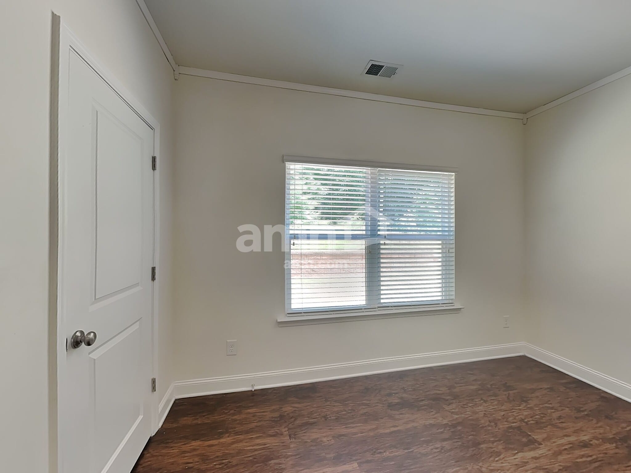 Building Photo - 455 Pearson Cir