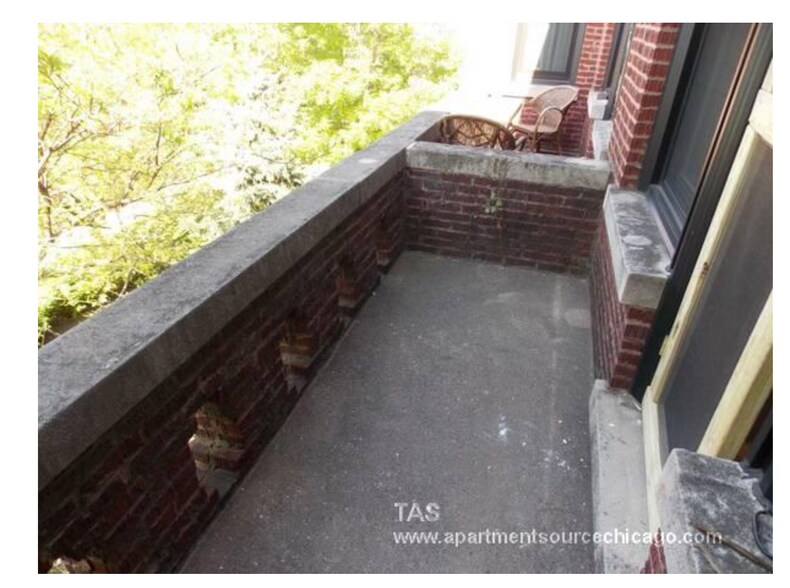 Building Photo - 2530 N Kedzie Blvd