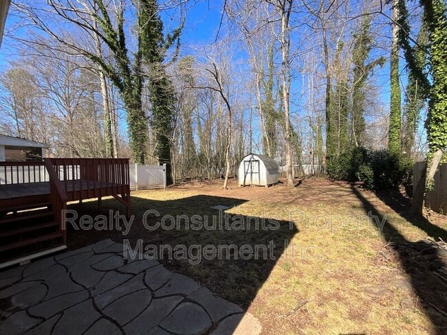 Building Photo - 123 Arcaro Dr