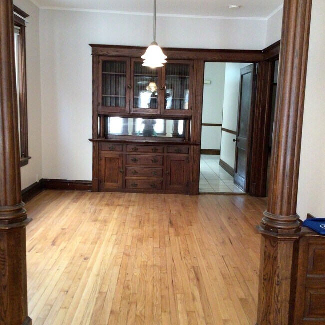 Building Photo - 3737 W Belden Ave