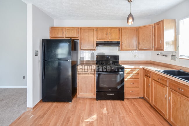 Building Photo - 3126 River Birch Dr