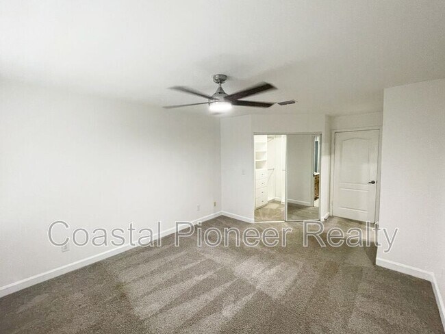 Building Photo - 614 Seascape Wy