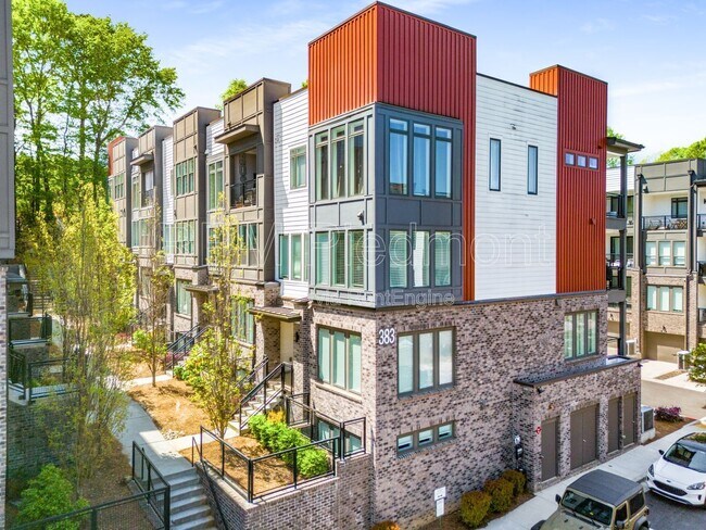 Building Photo - 383 Pratt Dr SE