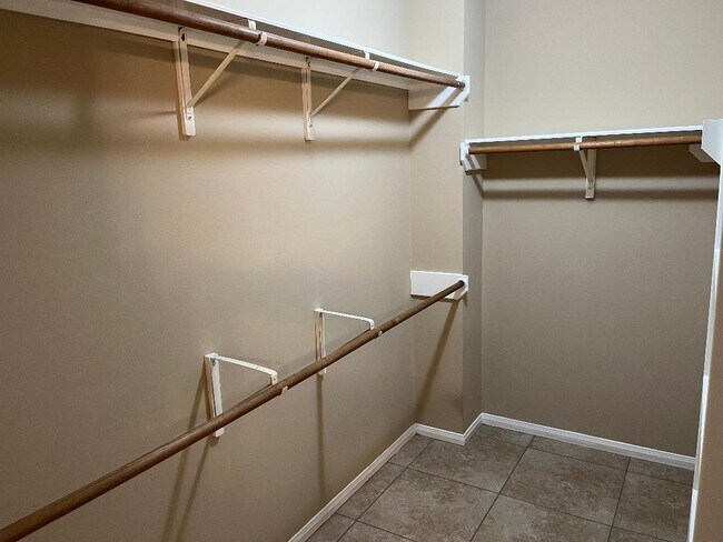 Building Photo - 21114 Brookrock Cir