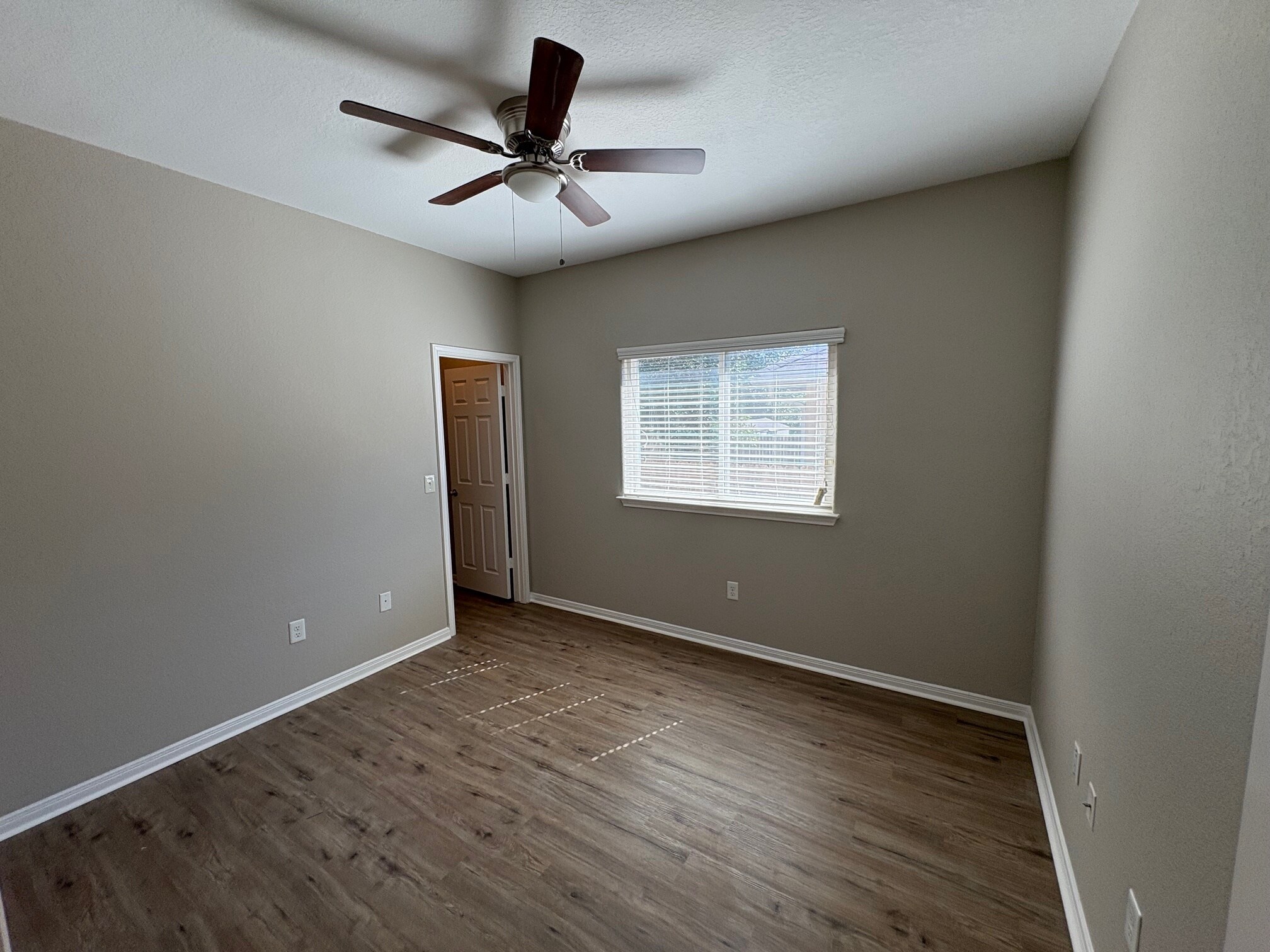 Bed 4 - 3960 Wensledale Dr