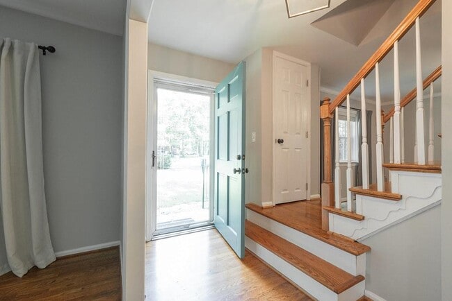 Building Photo - 1041 Warminster Dr