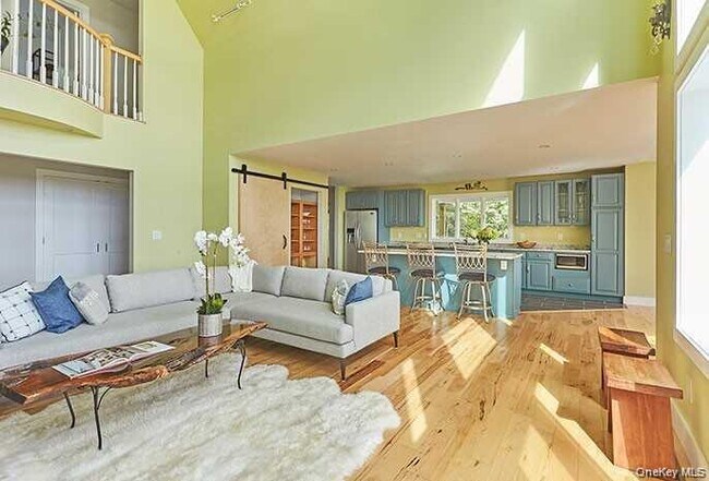 Building Photo - 21 Contentment Ln