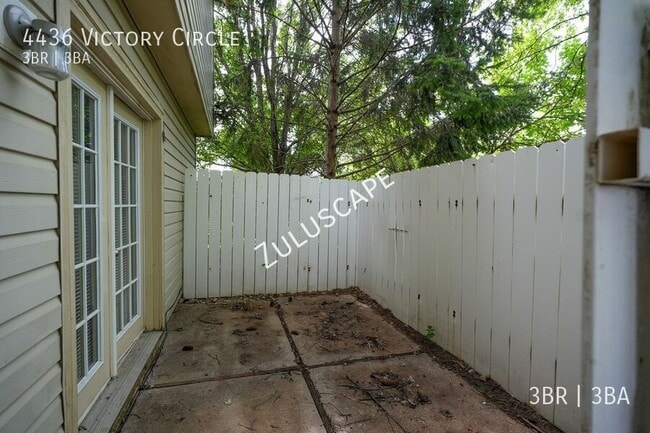 Building Photo - 4436 Victory Cir