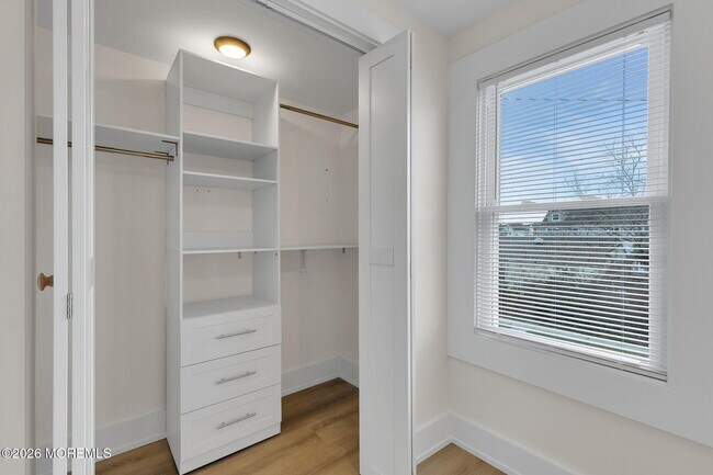 Building Photo - 1101 A St