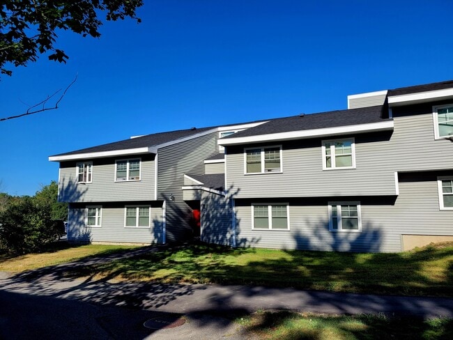 Building Photo - Bradford Commons