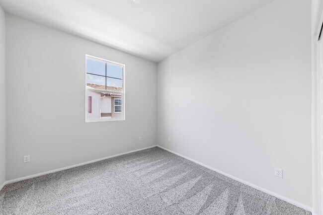 Building Photo - Brand-new must-see 3-bedroom townhome near...