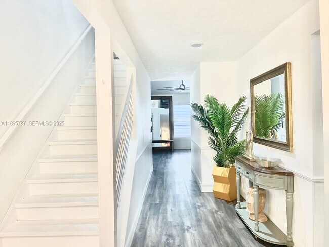 Building Photo - 4700 Regina Dr