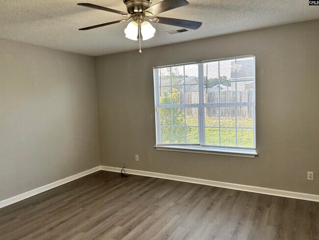 Building Photo - 218 Cogburn Rd
