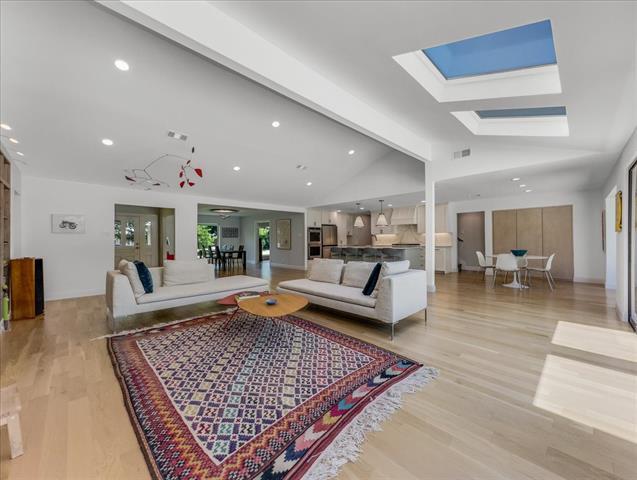 Building Photo - 7049 Gateridge Dr