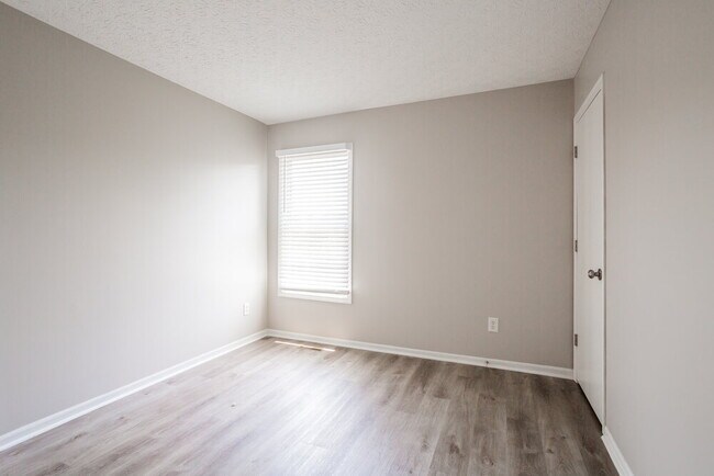 Building Photo - 3397 Brook Spring Dr