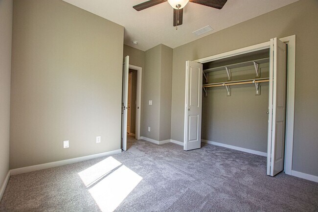 Building Photo - 358-S400 N Allen Street